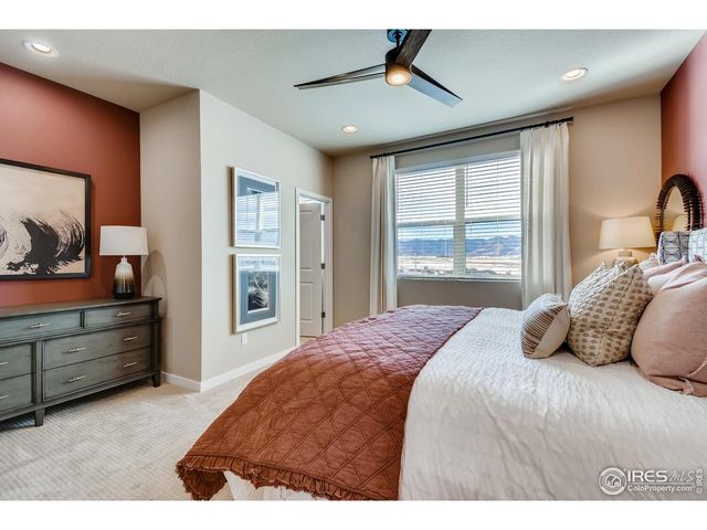 2787 Bear Springs Cir, Longmont, CO 80503