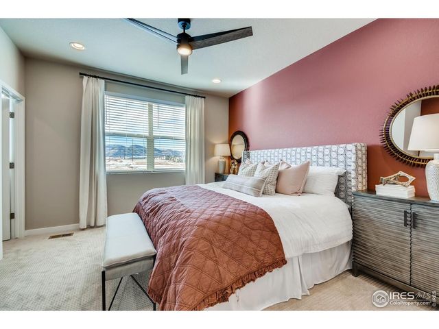 2787 Bear Springs Cir, Longmont, CO 80503