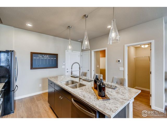 2787 Bear Springs Cir, Longmont, CO 80503