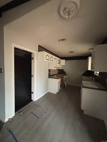 20 Fox Den Court, North Little Rock, AR 72118