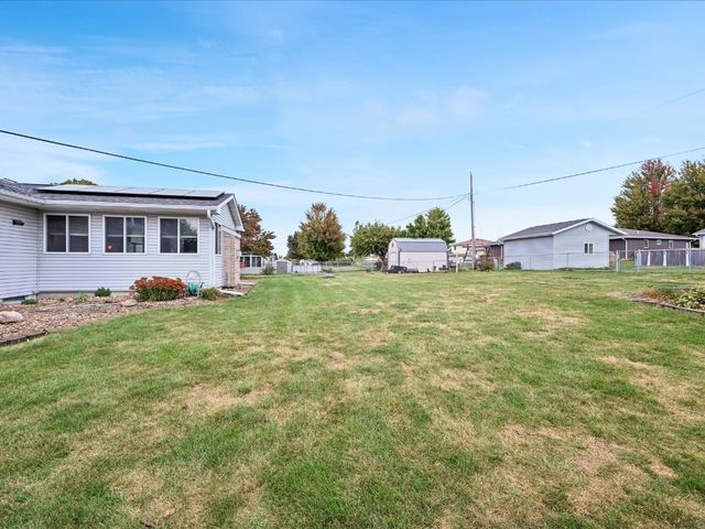 414 A Avenue, Atkins, IA 52206