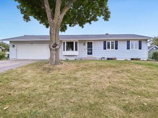 414 A Avenue, Atkins, IA 52206