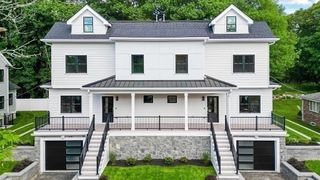 35 John St 35, Newton, MA 02459