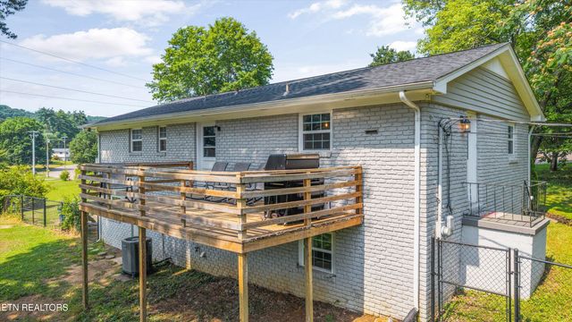 4420 Felty Drive, Knoxville, TN 37918