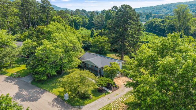 4420 Felty Drive, Knoxville, TN 37918