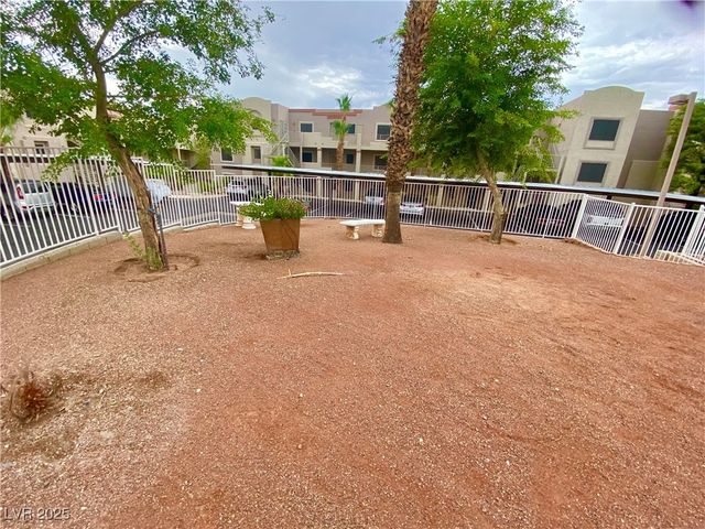 2016 Mesquite Lane 302, Laughlin, NV 89029