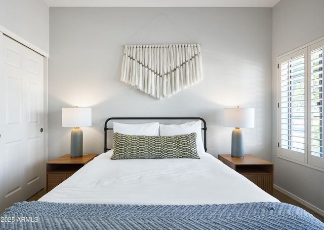 5921 E SANDRA Terrace, Scottsdale, AZ 85254