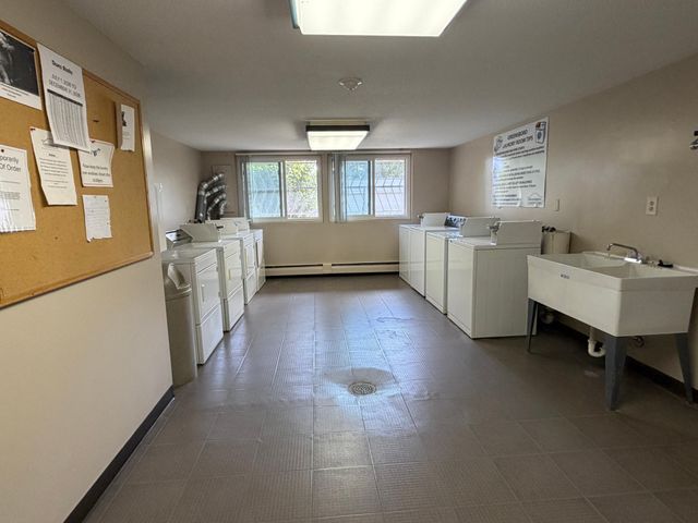 7316 W 22nd Street 305, Saint Louis Park, MN 55426
