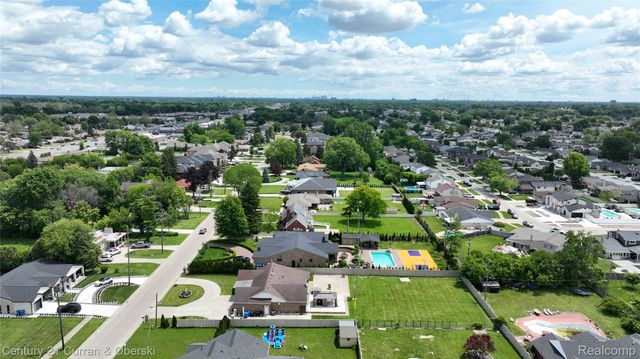 1855 Inkster Road, Garden City, MI 48135