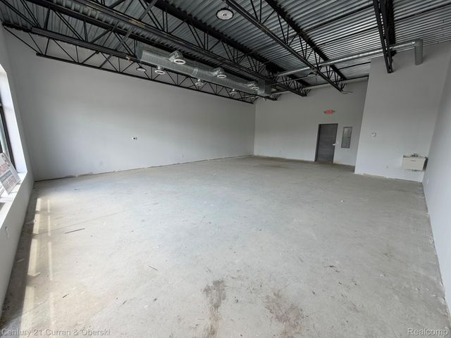 1855 Inkster Road, Garden City, MI 48135