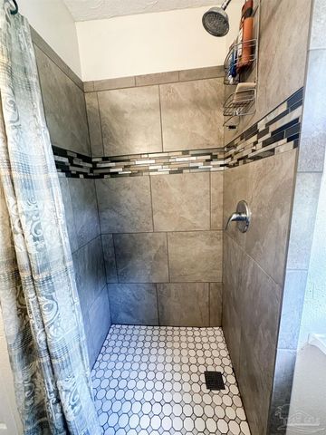 9030 Gulf Beach Hwy, Pensacola, FL 32507