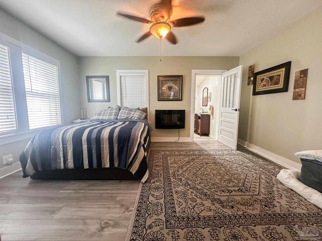 9030 Gulf Beach Hwy, Pensacola, FL 32507