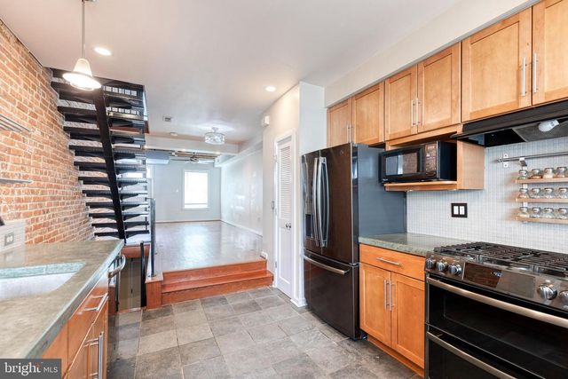 112 N STREEPER ST, Baltimore, MD 21224
