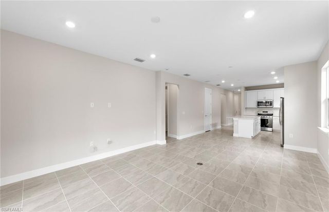 7148 Chapel Creek LN, North Fort Myers, FL 33917