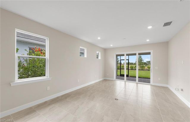 7148 Chapel Creek LN, North Fort Myers, FL 33917