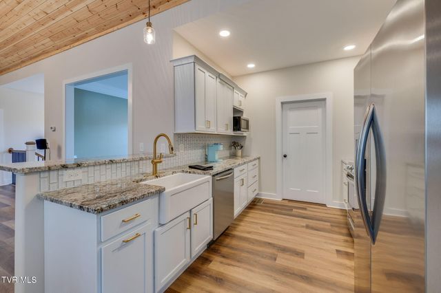 4724 Sterling Lane, Kingsport, TN 37664