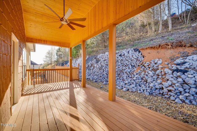 4724 Sterling Lane, Kingsport, TN 37664