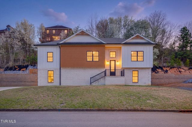 4724 Sterling Lane, Kingsport, TN 37664