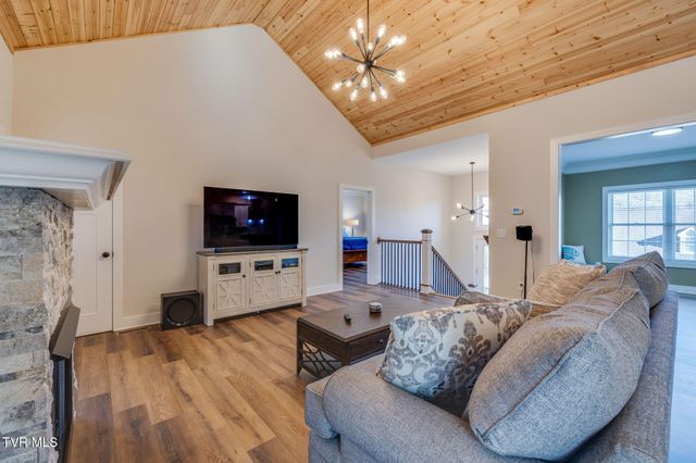 4724 Sterling Lane, Kingsport, TN 37664