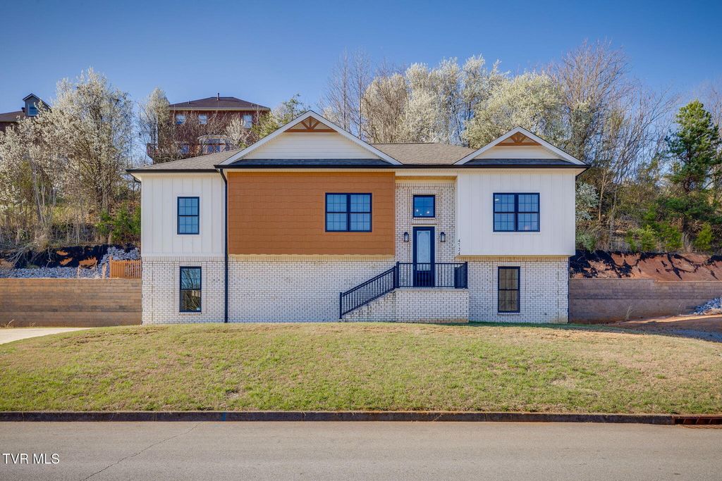 4724 Sterling Lane, Kingsport, TN 37664