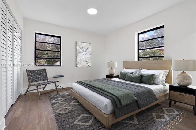 1950 NW 57th St, Miami, FL 33142