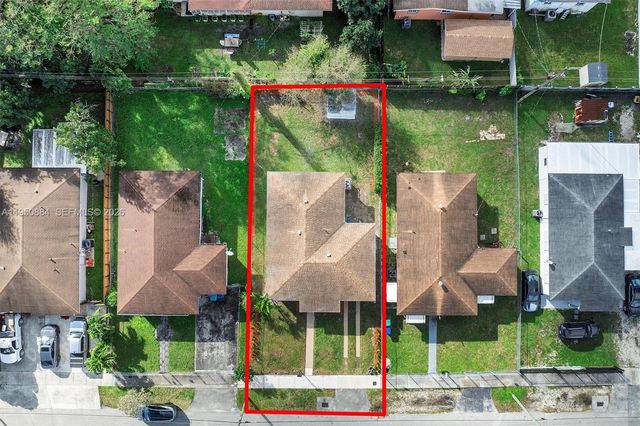 1950 NW 57th St, Miami, FL 33142