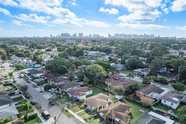 1950 NW 57th St, Miami, FL 33142