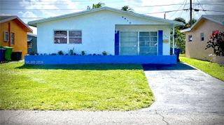 6810 NW 28th St, Sunrise, FL 33313
