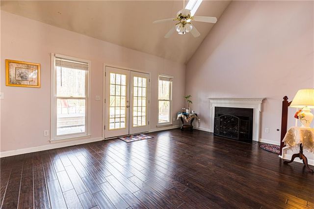 1847 Lake Ridge Terrace, Lawrenceville, GA 30043