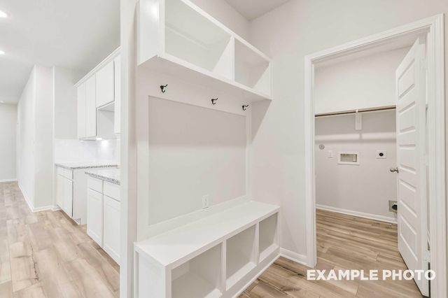 229 E Canopy Crossing Circle, Conroe, TX 77301
