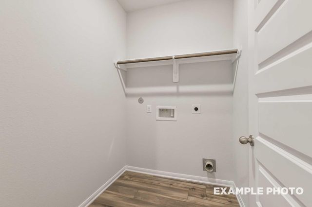 229 E Canopy Crossing Circle, Conroe, TX 77301