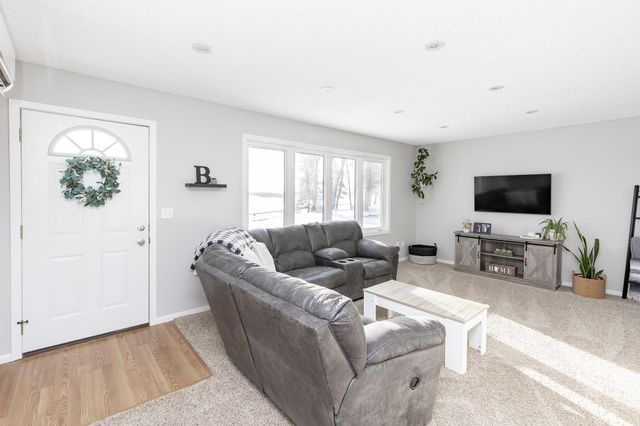 41888 Bur Oak Hills Loop, Pelican Rapids, MN 56572