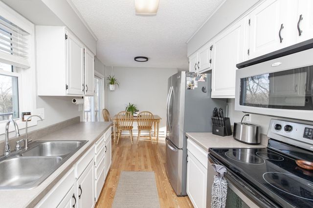 41888 Bur Oak Hills Loop, Pelican Rapids, MN 56572