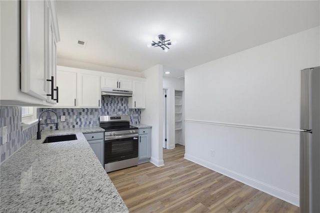 517 Munster Avenue, Greensboro, NC 27406