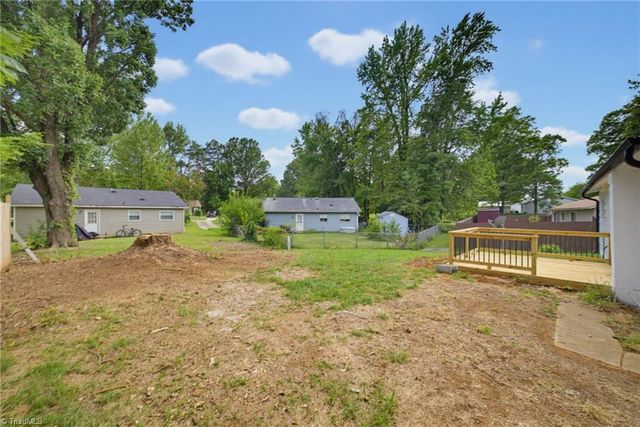 517 Munster Avenue, Greensboro, NC 27406