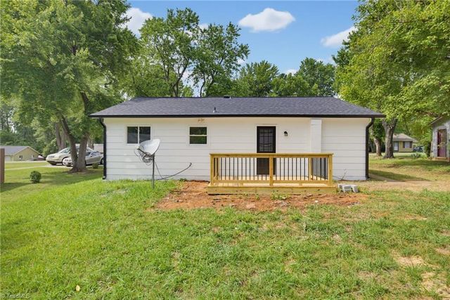 517 Munster Avenue, Greensboro, NC 27406