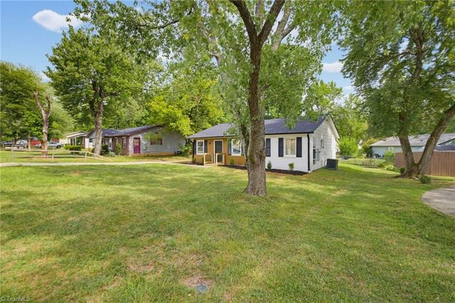 517 Munster Avenue, Greensboro, NC 27406