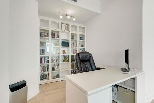 300 S Australian Avenue 1218, West Palm Beach, FL 33401