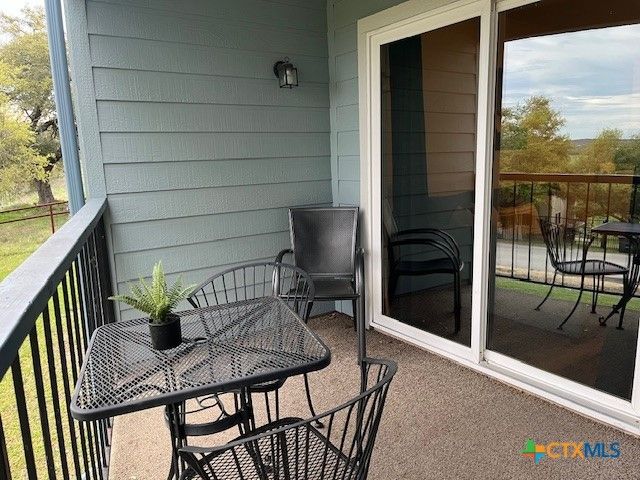 943 Parkview Drive C3, Canyon Lake, TX 78133