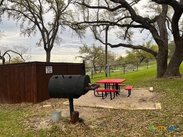943 Parkview Drive C3, Canyon Lake, TX 78133