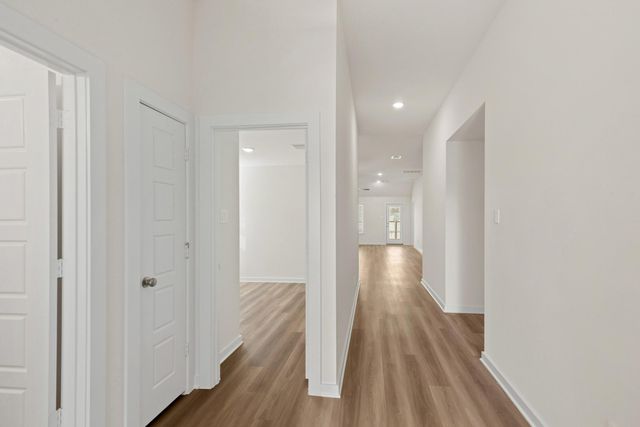 770 Falling Cave Drive, Willis, TX 77378