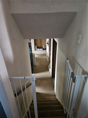 84 Wayfaring Lane, Greece, NY 14612