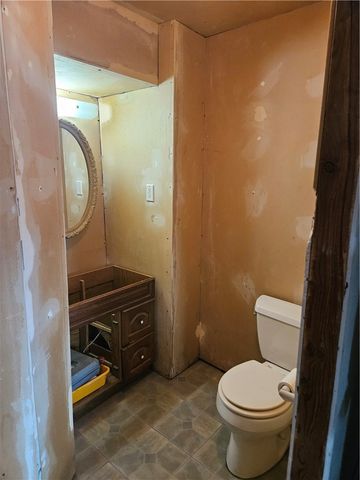 84 Wayfaring Lane, Greece, NY 14612