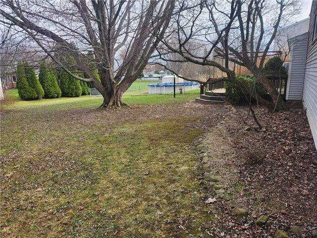 84 Wayfaring Lane, Greece, NY 14612