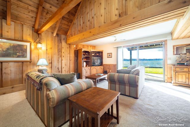 8591 Hidden Trail, Orleans, MI 48865