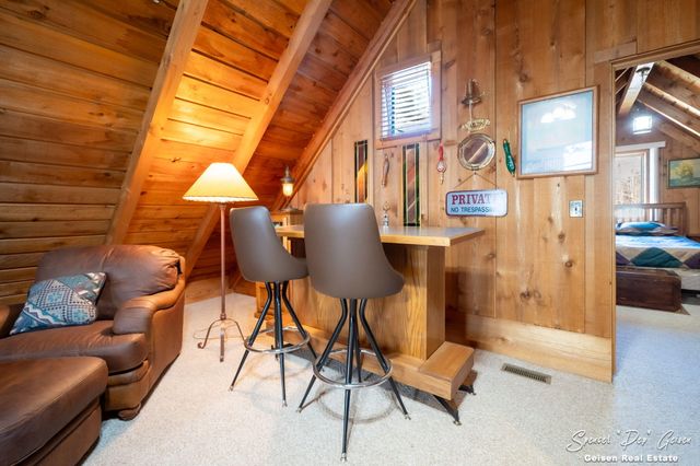 8591 Hidden Trail, Orleans, MI 48865