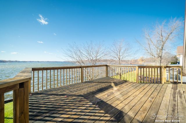 8591 Hidden Trail, Orleans, MI 48865