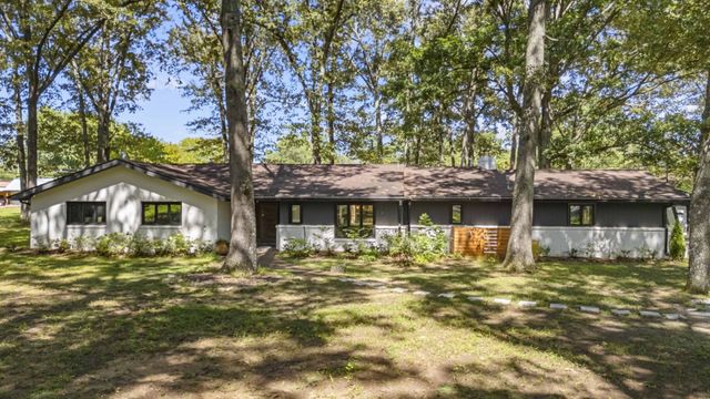 512 Westwood Dr, Tullahoma, TN 37388