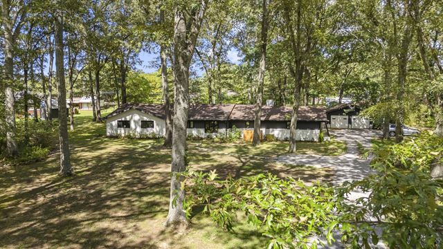 512 Westwood Dr, Tullahoma, TN 37388