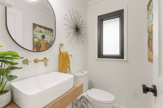 512 Westwood Dr, Tullahoma, TN 37388